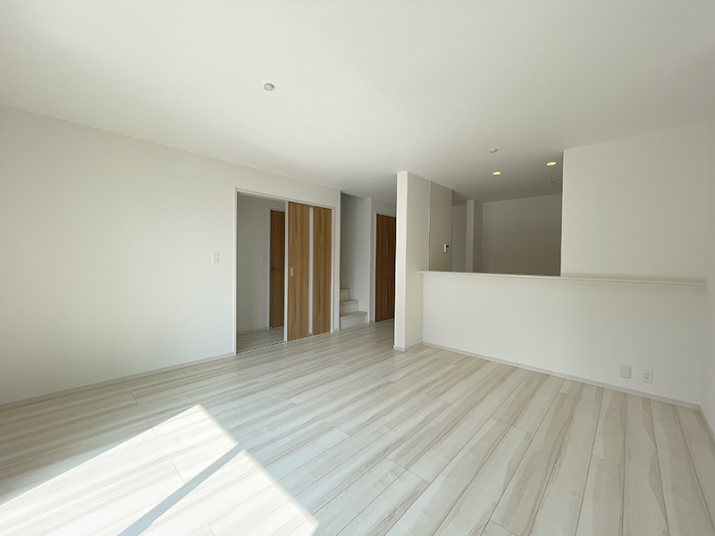 建売住宅の施工例｜ナチュラル系のリビング（名古屋市）｜タクトホーム（グラファーレ）