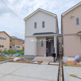 建売住宅の外観写真（あま市坂牧7期_2号棟・飯田産業/ハートフルタウン）