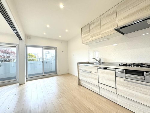 キッチン - 株式会社ランドアーズ|名古屋の一戸建て(建売・中古戸建)・中古マンション・賃貸管理・不動産売却 ライオンズマンション星ヶ丘・503・ニッカ不動産