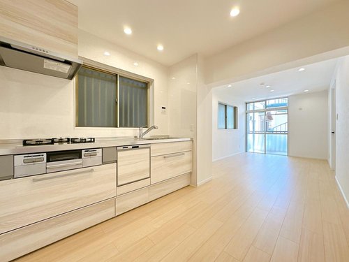 リビング - 株式会社ランドアーズ|名古屋の一戸建て(建売・中古戸建)・中古マンション・賃貸管理・不動産売却 パレス大曾根・2A6・ニッカ不動産(株)