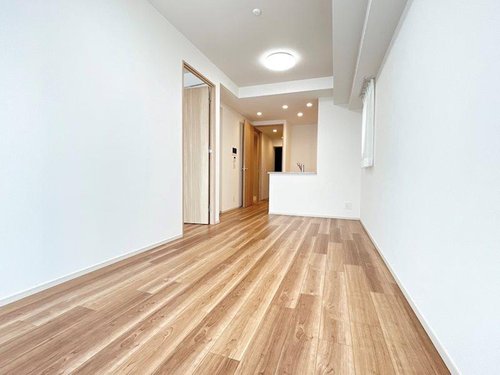 リビング - 株式会社ランドアーズ|名古屋の一戸建て(建売・中古戸建)・中古マンション・賃貸管理・不動産売却 オープンレジデンシア名古屋菊井通・902・ (株)未来都市開発