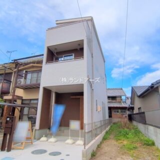 建売住宅の外観写真（北名古屋市六ツ師北屋敷・アイダ設計/いろどりアイタウン）