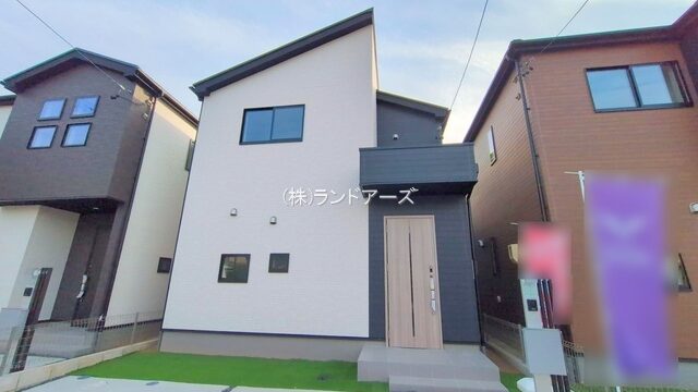 建売住宅の外観写真（北名古屋市熊之庄13期6棟_2号棟・タクトホーム/グラファーレ）