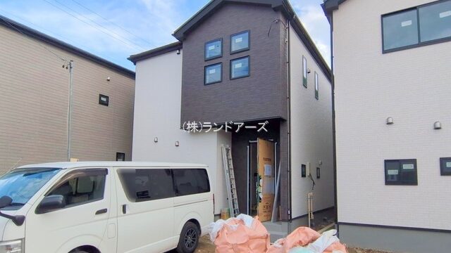 建売住宅の外観写真（北名古屋市熊之庄13期6棟_3号棟・タクトホーム/グラファーレ）