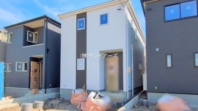 建売住宅の外観写真（北名古屋市鍜冶ケ一色西_2号棟・一建設/リーブルガーデン）