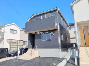 建売住宅の外観写真（名古屋市名東区梅森坂-第6_1号棟・アーネストワン/クレイドルガーデン）