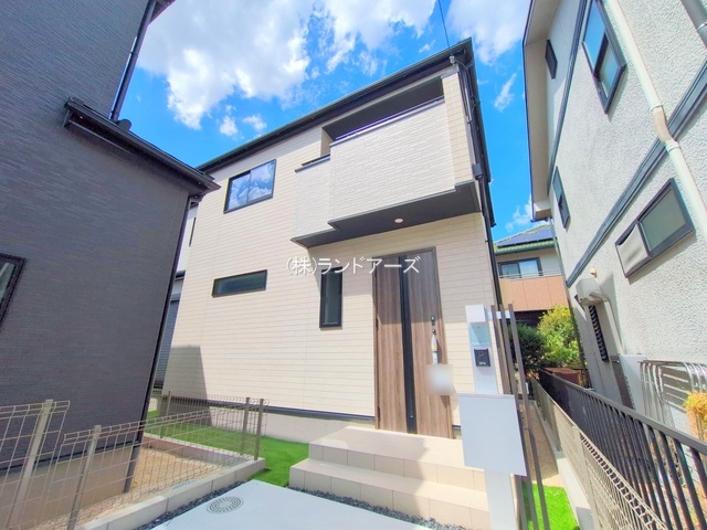 建売住宅の外観写真（名古屋市桔梗平2期2棟_2号棟・タクトホーム/グラファーレ）