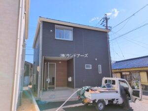 建売住宅の外観写真（名古屋市港区小碓-第4_5号棟・アーネストワン/クレイドルガーデン）