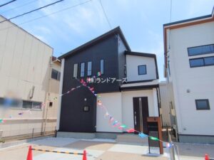 建売住宅の外観写真（名古屋市港区船頭場2丁目806_4号棟・東栄住宅/ブルーミングガーデン）