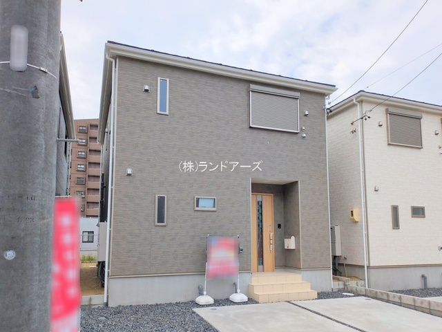 名古屋市港区錦町 第4_2号棟_20250512_2_0809017 - 株式会社ランドアーズ|名古屋の一戸建て(建売・中古戸建)・中古マンション・賃貸管理・不動産売却 建売住宅の外観写真(名古屋市港区当知1期_2号棟・ケイアイスター不動産)