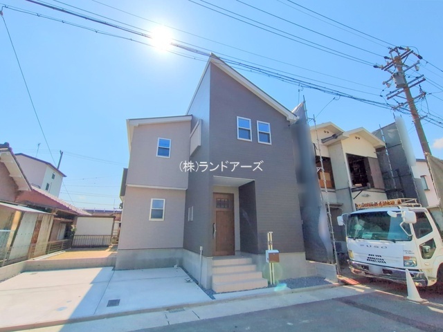 名古屋市第2港区当知町_20250429_1_0818386 - 株式会社ランドアーズ|名古屋の一戸建て(建売・中古戸建)・中古マンション・賃貸管理・不動産売却 建売住宅の外観写真(名古屋市第2港区当知町_20250429_1・ファースト住建/ファーストタウン)