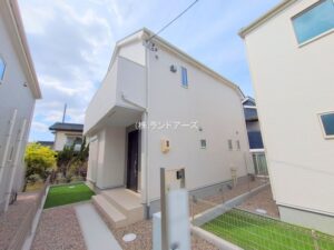 建売住宅の外観写真（名古屋緑区東神の倉3丁目24-1期_2号棟・アイディホーム/リナージュ）