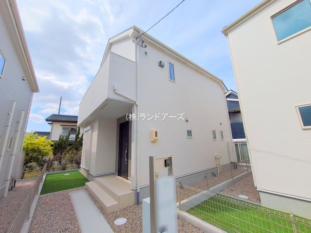 名古屋緑区東神の倉3丁目24-1期_2号棟_20250501_1_0796747 - 株式会社ランドアーズ|名古屋の一戸建て(建売・中古戸建)・中古マンション・賃貸管理・不動産売却 建売住宅の外観写真(名古屋緑区東神の倉3丁目24-1期_2号棟・アイディホーム/リナージュ)