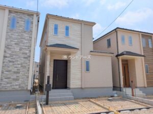 建売住宅の外観写真（天白区海老山町2期_B号棟・飯田産業/ハートフルタウン）