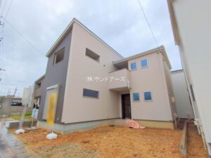 建売住宅の外観写真（守山区上志段味区画整理_4号棟・一建設/リーブルガーデン）