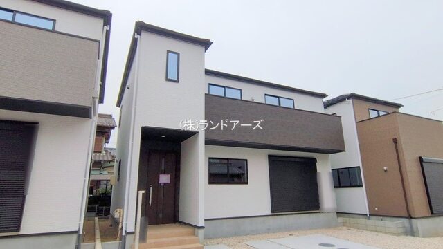 建売住宅の外観写真（岩倉市曽野町4期_2号棟・ケイアイプランニング/Terrechez）