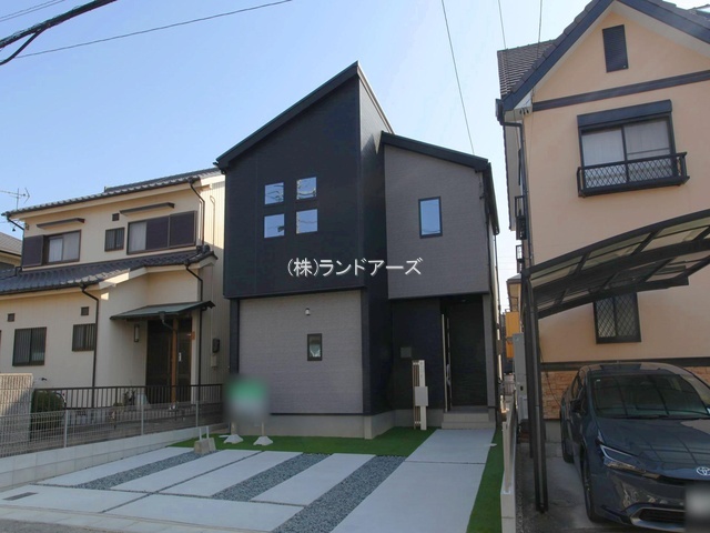 日進市岩崎台1棟_1号棟_20240322_1_0714019 - 株式会社ランドアーズ|名古屋の一戸建て(建売・中古戸建)・中古マンション・賃貸管理・不動産売却 建売住宅の外観写真(日進市岩崎台1棟_1号棟・タクトホーム/グラファーレ)