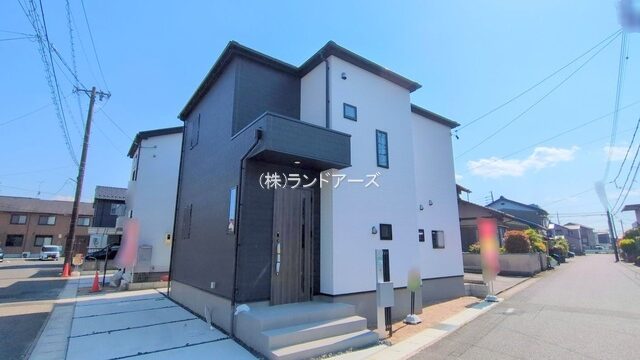 建売住宅の外観写真（春日井市大手田酉町2棟_1号棟・タクトホーム/グラファーレ）