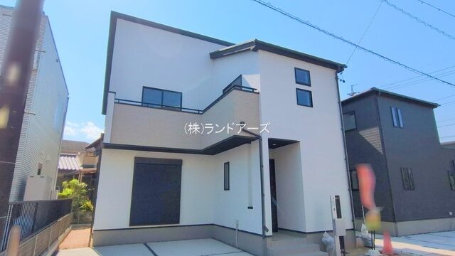 建売住宅の外観写真（春日井市大手田酉町2棟_2号棟・タクトホーム/グラファーレ）
