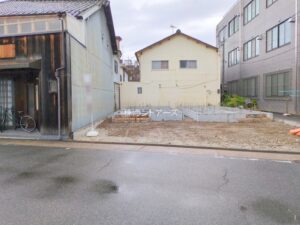 名古屋市昭和区白金1