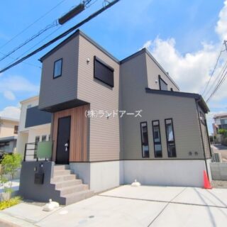 建売住宅の外観写真（東海市加木屋町論田_2号棟・三建）