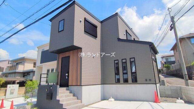 建売住宅の外観写真（東海市加木屋町論田_2号棟・三建）