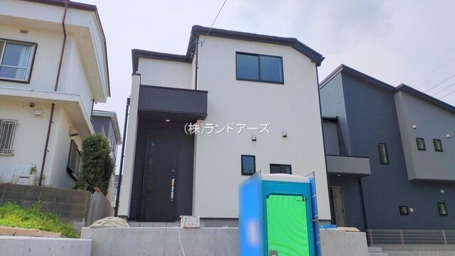 建売住宅の外観写真（東郷町春木台2期3棟_2号棟・タクトホーム/グラファーレ）