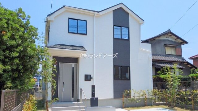 建売住宅の外観写真（緑区大清水東2期_A号棟・飯田産業/ハートフルタウン）