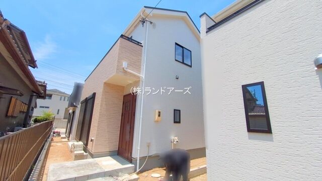 建売住宅の外観写真（緑区大清水東2期_B号棟・飯田産業/ハートフルタウン）