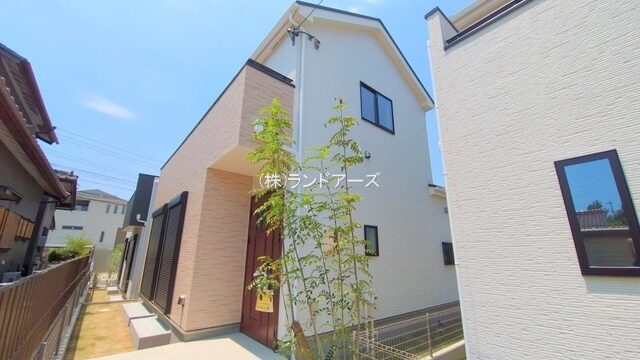 建売住宅の外観写真（緑区大清水東2期_B号棟・飯田産業/ハートフルタウン）