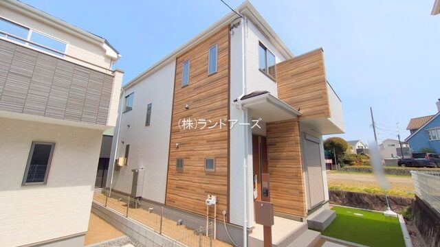 建売住宅の外観写真（緑区旭出2期_2号棟・飯田産業/ハートフルタウン）