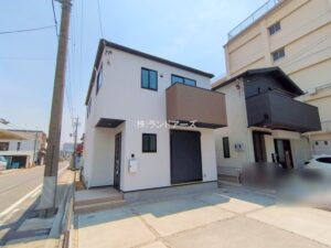 建売住宅の外観写真（西区万代町1期_1号棟・ケイアイプランニング）
