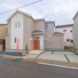 建売住宅の外観写真（西区清里町4期_2号棟・飯田産業/ハートフルタウン）