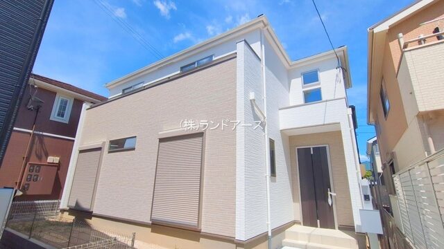 建売住宅の外観写真（豊山町豊場4期4棟_2号棟・タクトホーム/グラファーレ）