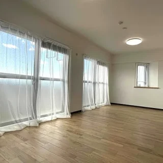 グローリアス守山大牧町・1203・(株)ホームネット