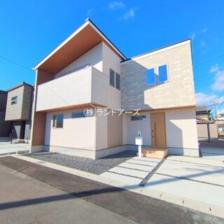 建売住宅の外観写真（一宮市今伊勢町本神戸字中町_B棟・リアルトハーツ/TAILOR HOUSE）