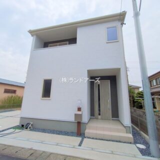 建売住宅の外観写真（一宮市木曽川町玉ノ井第2_2号棟・一建設/リーブルガーデン）