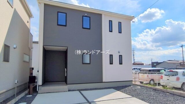 建売住宅の外観写真（一宮市馬見塚西ノ山_5号棟・一建設/リーブルガーデン）