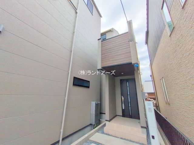 建売住宅の外観写真（南区若草町018【2】_2号棟・メルディア）