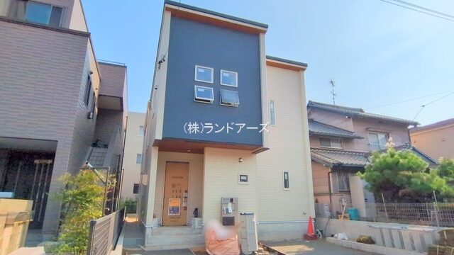 建売住宅の外観写真（名古屋市港区小賀須2丁目_1号棟・東栄住宅/ブルーミングガーデン）