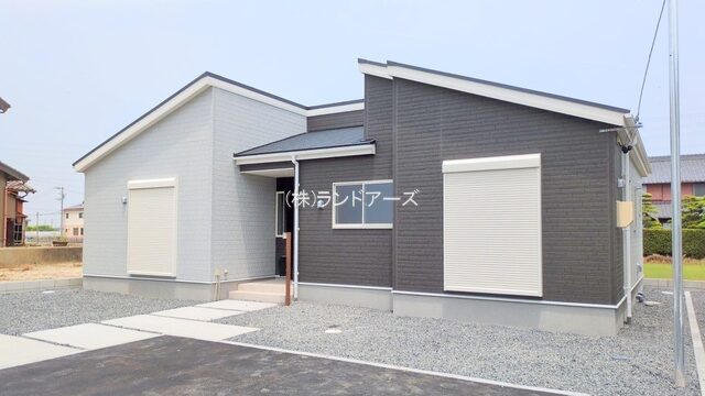 建売住宅の外観写真（弥富市五斗山_2号棟・一建設/リーブルガーデン）