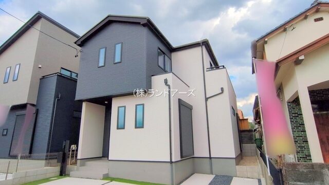 建売住宅の外観写真（春日井市白山町4期2棟_2号棟・タクトホーム/グラファーレ）