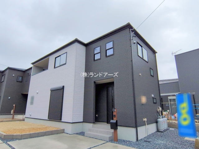 建売住宅の外観写真（江南市前野町東_2号棟・一建設/リーブルガーデン）