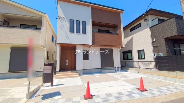 建売住宅の外観写真（江南市飛高町栄305_3号棟・東栄住宅/ブルーミングガーデン）