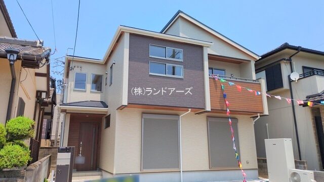 建売住宅の外観写真（海部郡蟹江町宝1丁目_1号棟・東栄住宅/ブルーミングガーデン）
