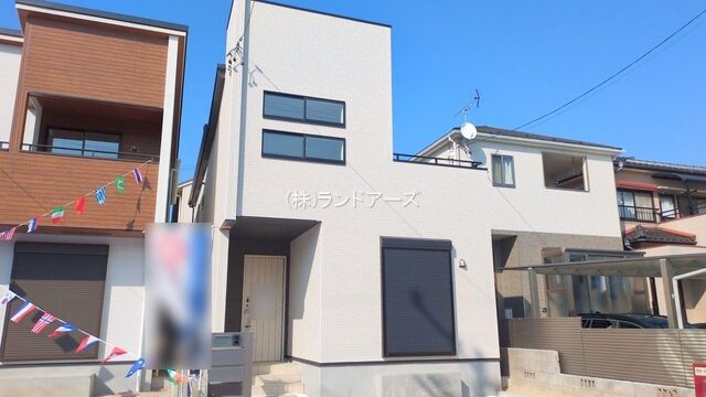 建売住宅の外観写真（知多市つつじが丘1丁目_2号棟・東栄住宅/ブルーミングガーデン）