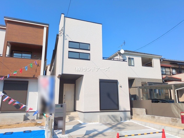 建売住宅の外観写真（知多市つつじが丘1丁目_2号棟・東栄住宅/ブルーミングガーデン）