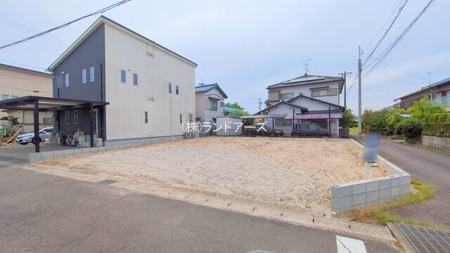 建売住宅の外観写真（稲沢市平和町城西_1号棟・一建設/リーブルガーデン）