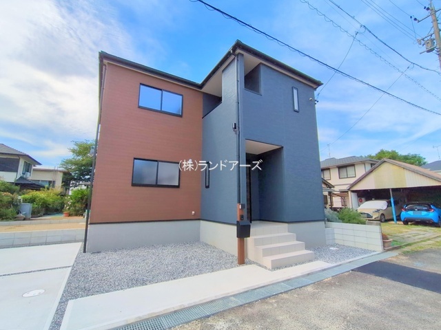 一宮市浅井町前野_1号棟_20251002_1_0822389 - 株式会社ランドアーズ|名古屋の一戸建て(建売・中古戸建)・中古マンション・賃貸管理・不動産売却 建売住宅の外観写真(一宮市浅井町前野_1号棟・一建設/リーブルガーデン)