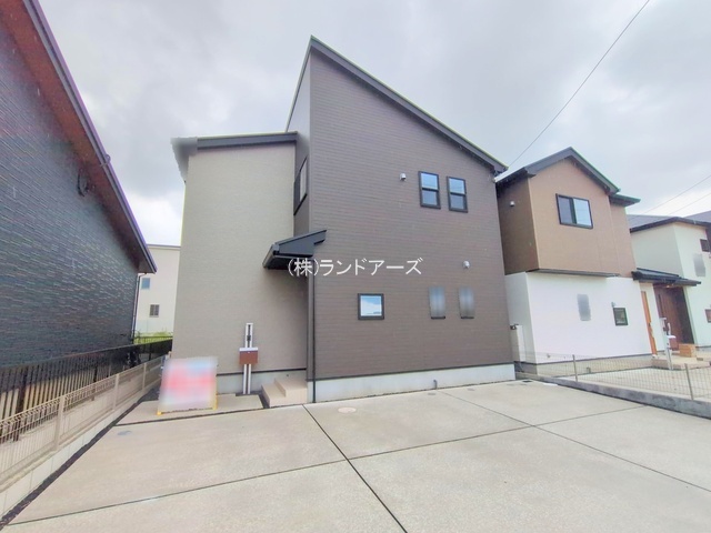 一宮市第1木曽川町門間_4号地_20250912_1_0818373 - 株式会社ランドアーズ|名古屋の一戸建て(建売・中古戸建)・中古マンション・賃貸管理・不動産売却 建売住宅の外観写真(一宮市第1木曽川町門間_4号地・ファースト住建/ファーストタウン)
